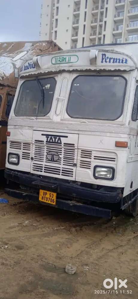 TATA cantiner 32 foot tayer new enjen Full tite