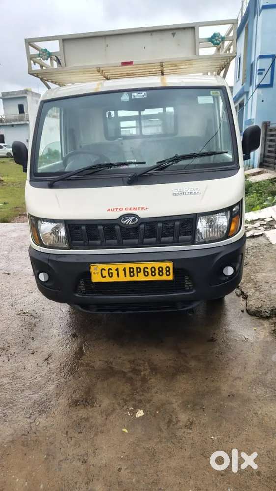 New Mahindra supro excel bechna hai