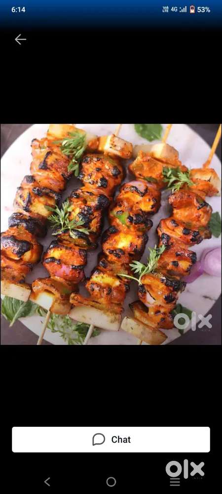 Restaurant k liye do karigar chahie