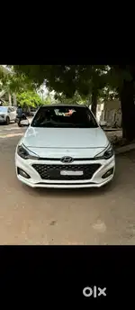 Hyundai New i20 1.2 Asta (O) IVT, 2019, Petrol