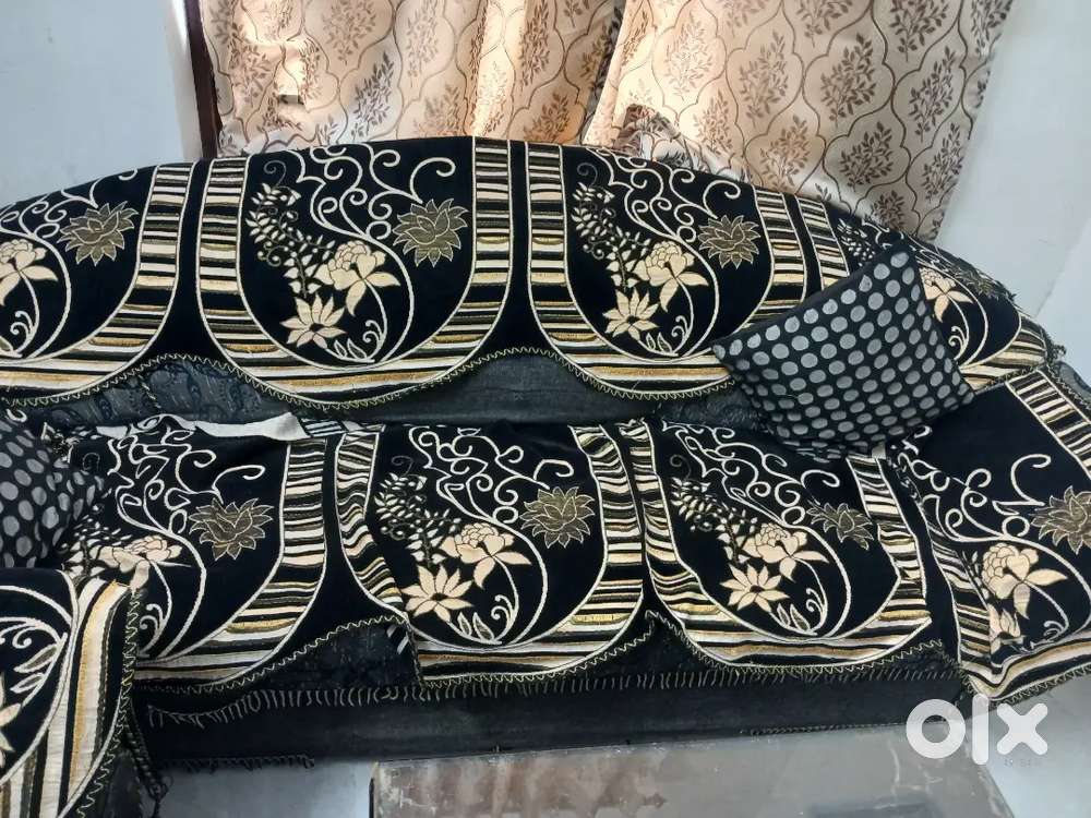 7 sitter sofa with table mirror