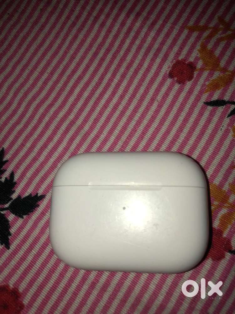 Apple earbuds pro