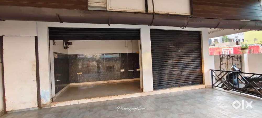 Shop for commercial purpose banks and restaurants