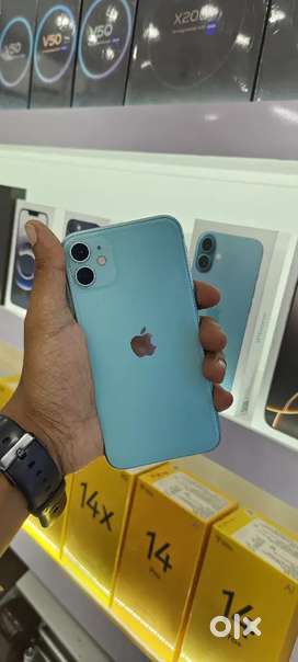 IPHONE 11 128GB 84 BATTERY HEALTH FULL BOX AVAVAILABLE GREEN COLOUR