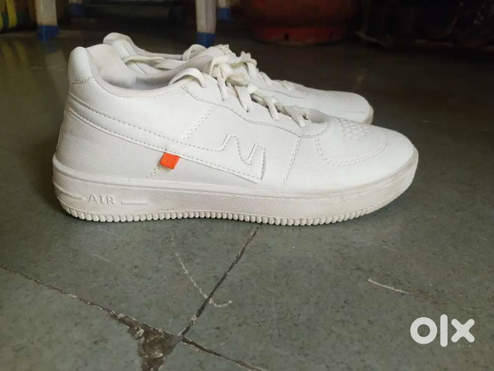 Sell Shoes 180rs