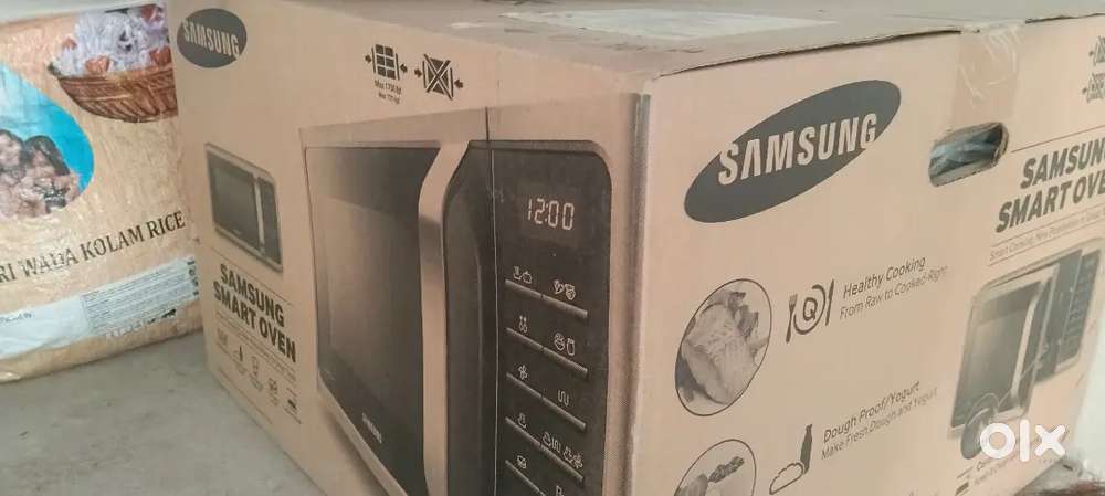 Samsung 28L  Microwave Oven (seal pack box)
