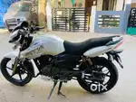 Apache RTR 180 vintage white