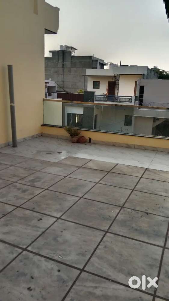 180 square yards Single storey housing board house available for sale