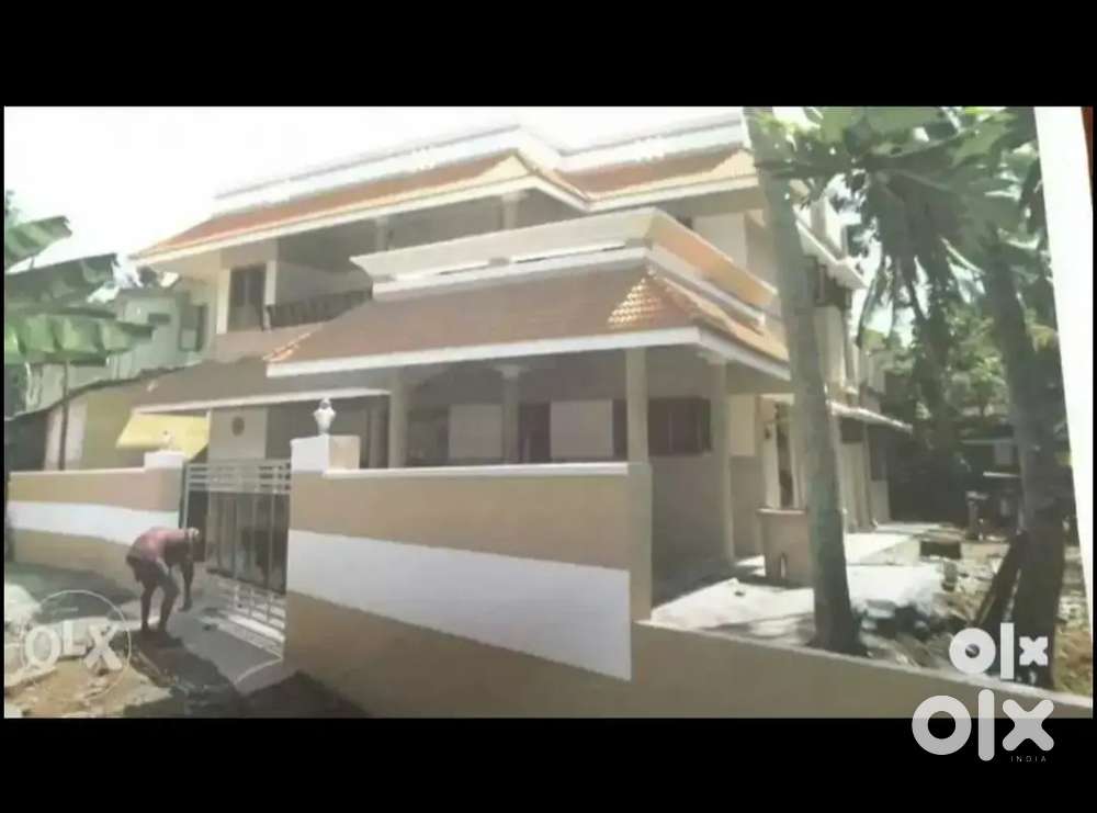 A 3bhk house for rent which is 2km from Thirumala junction