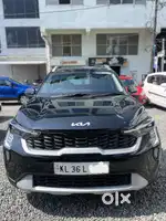 Kia Sonet 2023 Petrol 7550 Km Driven