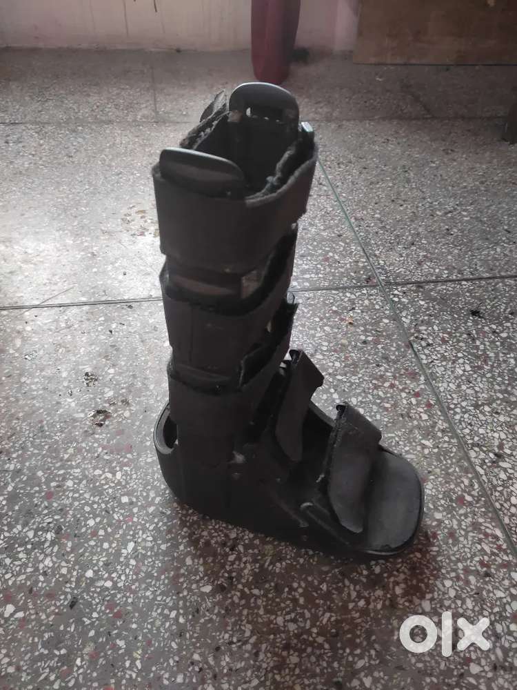 Walking boot