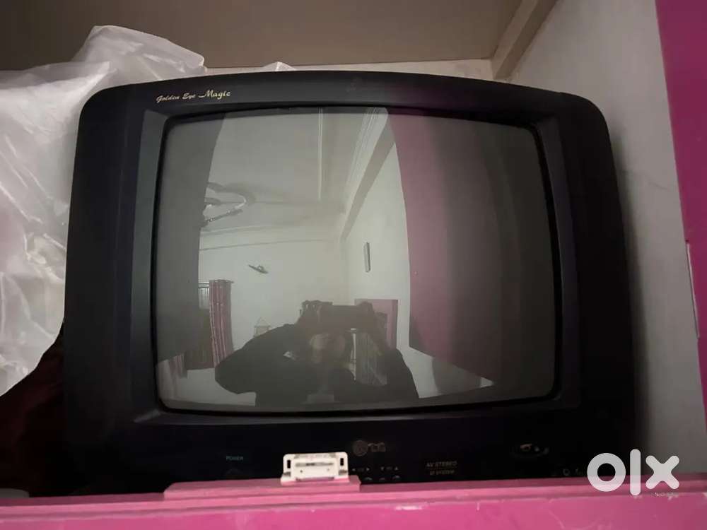 LG colorfull CRT TV with DTH