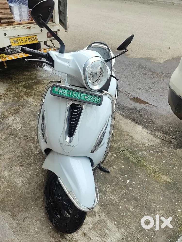 2024 CHETAK URBAN ELECTRIC MH 15 4036KM (17MONTHS)