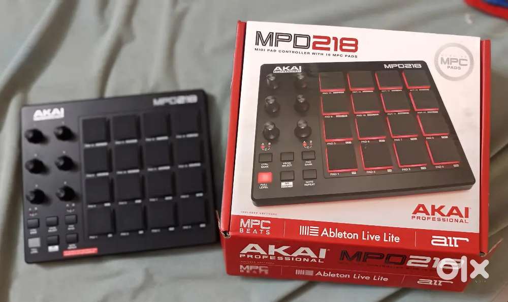 Akai MPD 218