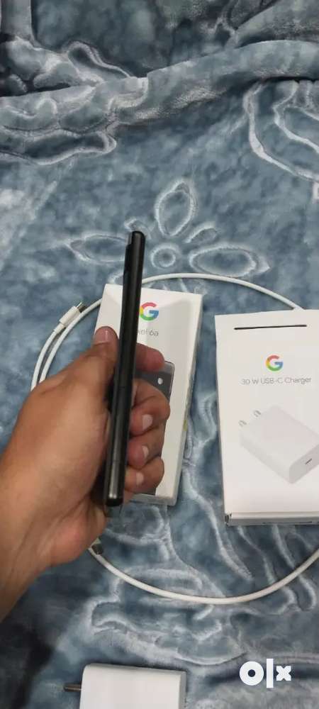 Google pixel Original charger and cable  full kit  
Untouch condition