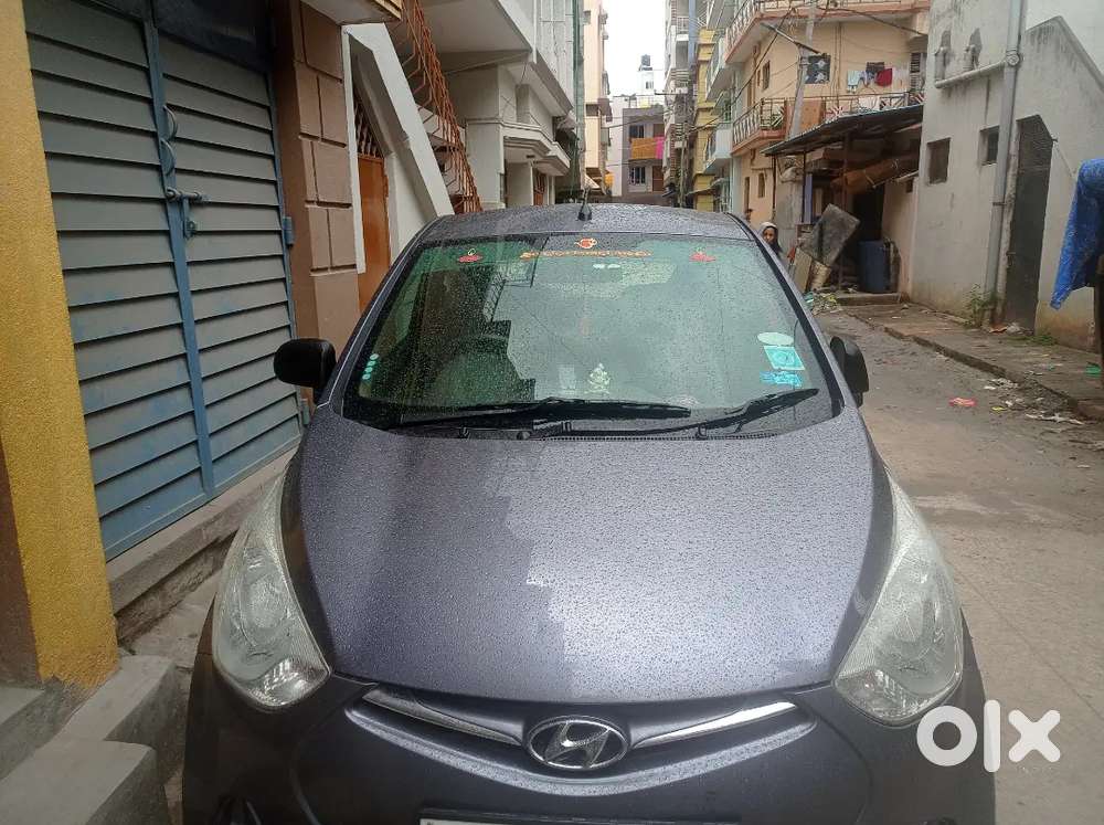 Hyundai EON 2011 Petrol 66200 Km Driven