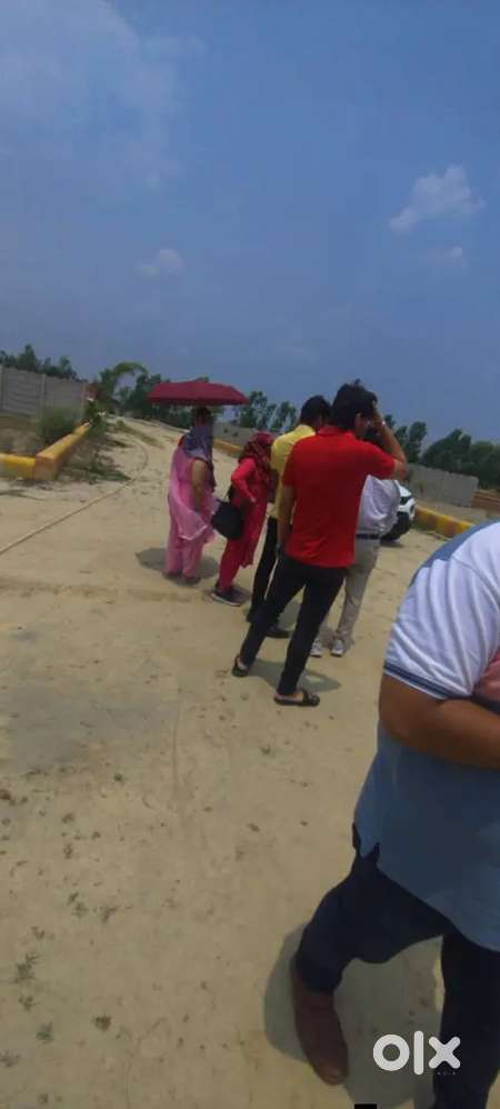 सुल्तानपुर रोड संकट मोचन पब्लिक स्कूल के आस पास प्लाट बैंक लोन सुविधा