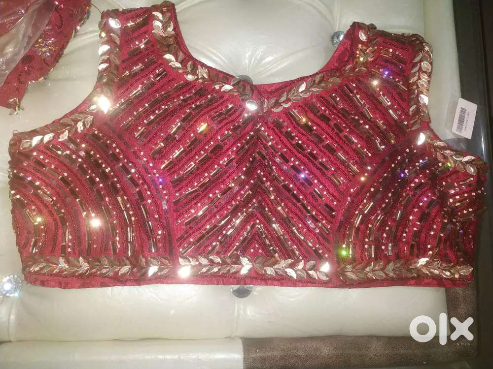 New stylish 3piece saree set(stiched saree + blouse+ shrugnever used)