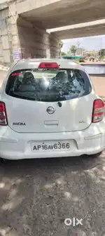 Nissan PATROL 2012 Petrol 98000 Km Driven