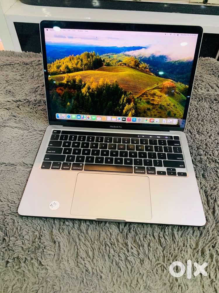 Apple MacBook Pro  13.3inch  2020  intel i7  32GB RAM  512GB SSD