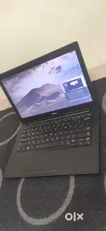 *Dell Latitude 7280*
I5 7th gen
256 GB SSD
8 GB Ram
Webcam
Keyboard*