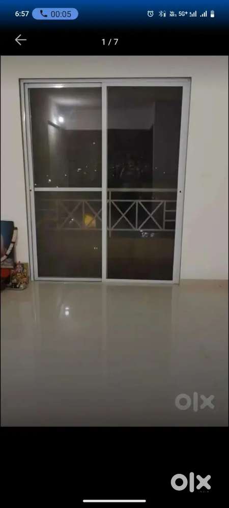 Urgently required 2 female roommates for 2bhk flat