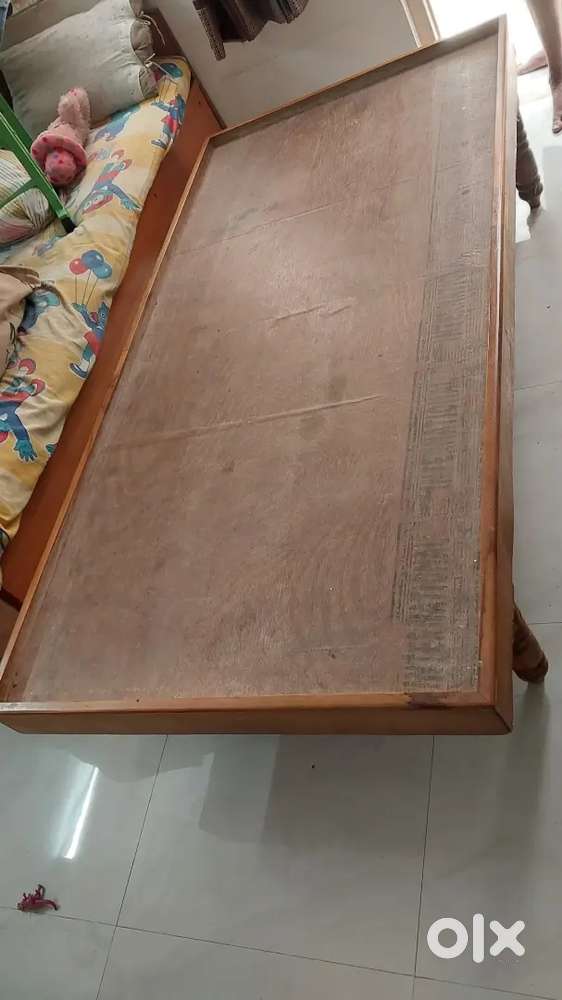 Single bed