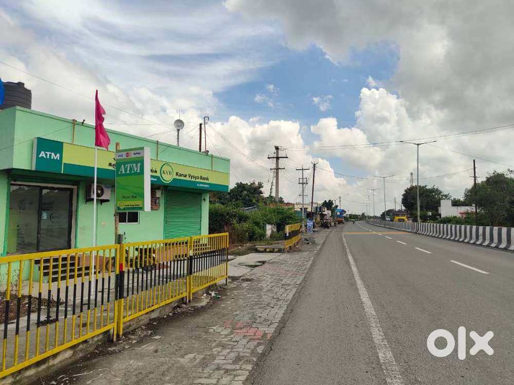 on road site in walajabad