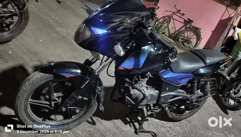 Pulsar 150 all papers ok good condition 2018 end model