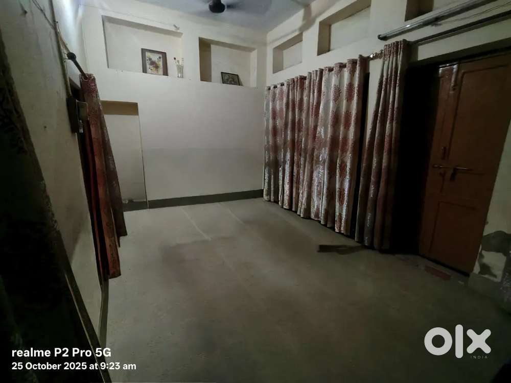 Commercial Space for Rent at Main Kapoorthala