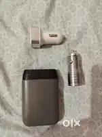 2 Car chargers 1 Syska power bank