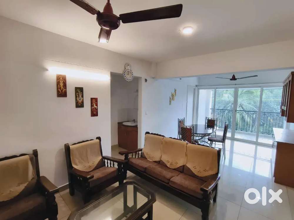 At sasthamangalam 2BHK semi furnished flat for rent