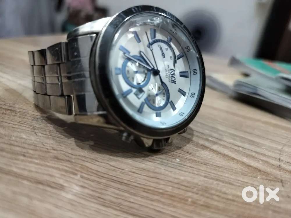 Brand new silver watch