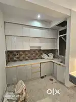 3 BHK FLAT - LOW RISE SOCITY - ON ROAD -NEAR DPS SCHOOL, g. Noida west