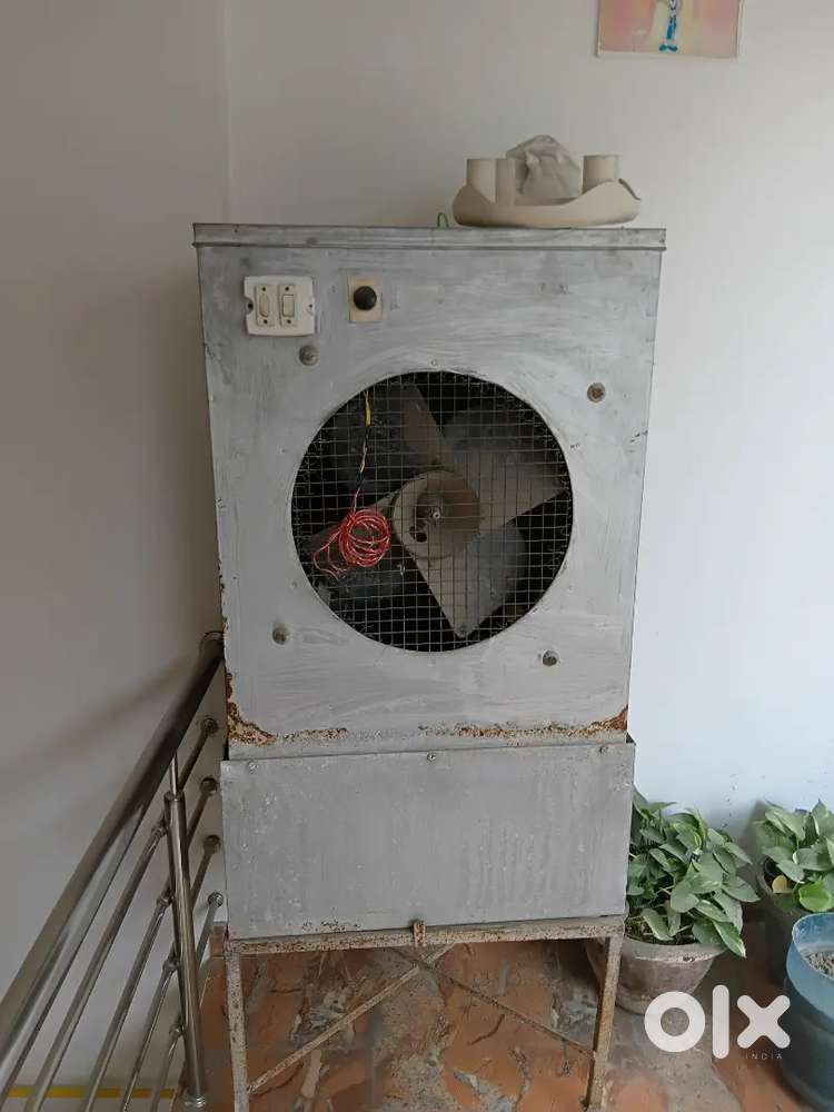 A working cooler only 2 years old