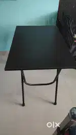 Computer table
