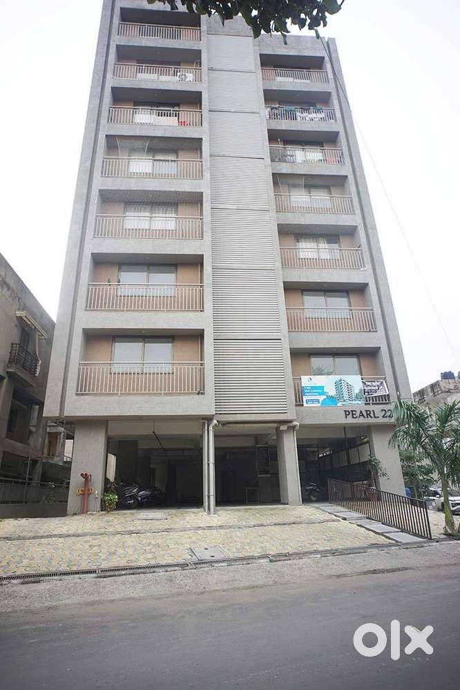 3 BHK Pearl 22 Apartment For sell in Paldi