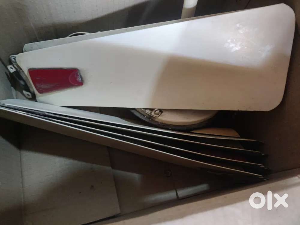 3 Crompton ceiling fan