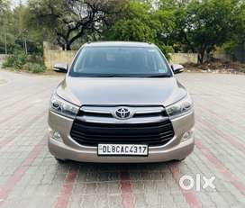 Toyota Innova Crysta 2.4 V 8 STR, 2016, Diesel