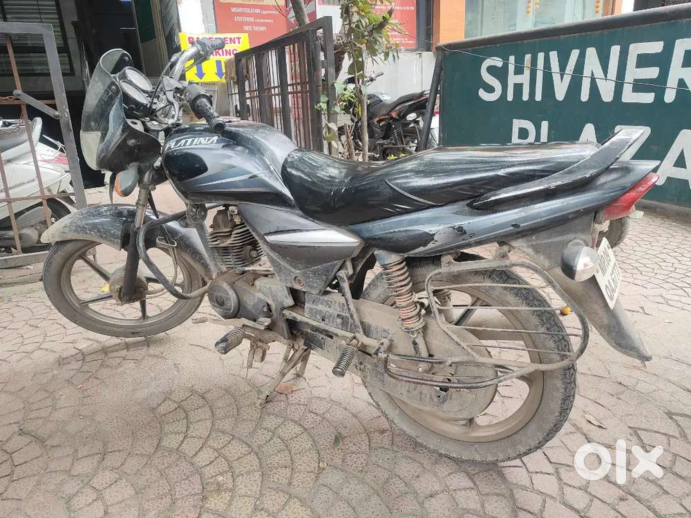 Black colour 2014 model bike