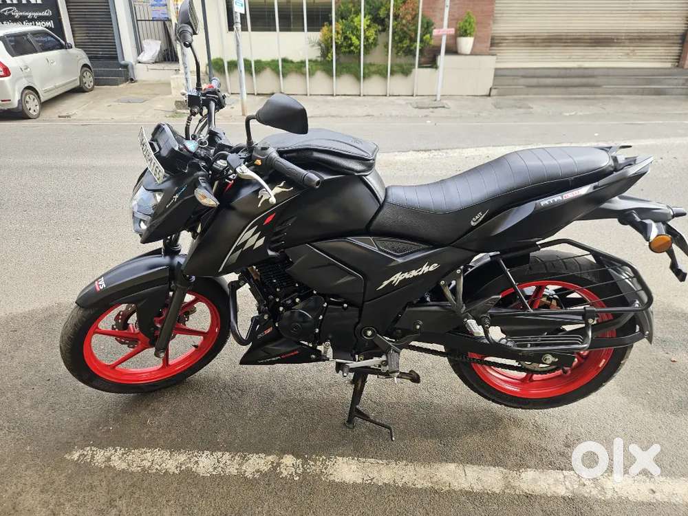 APACHE RTR 160 4V NEW CONDITION