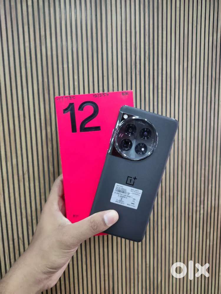Oneplus 12 (12/256gb) 4 Month Warranty Box kit Low price