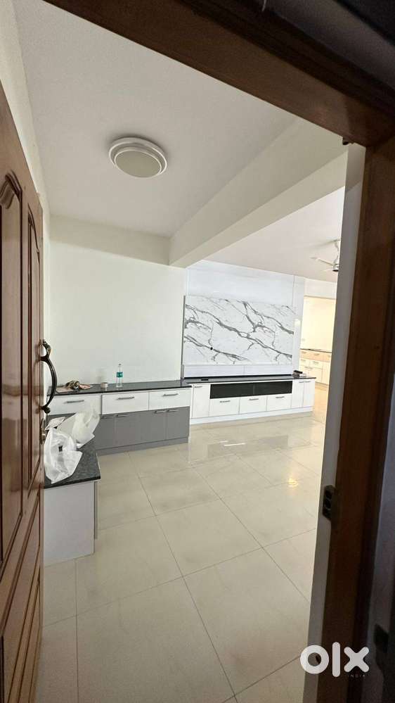 Luxurious 3BHK Apartment for Rent in Prime Location