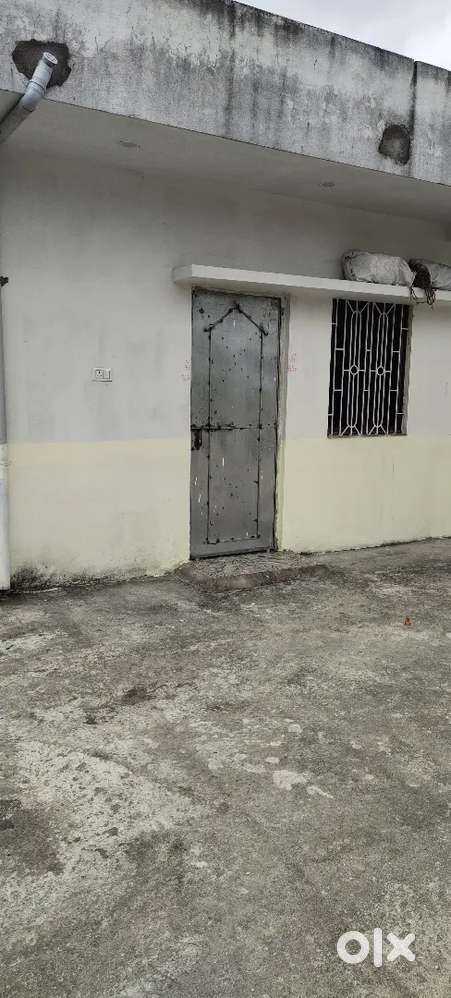 1bhk on independent floor for rent