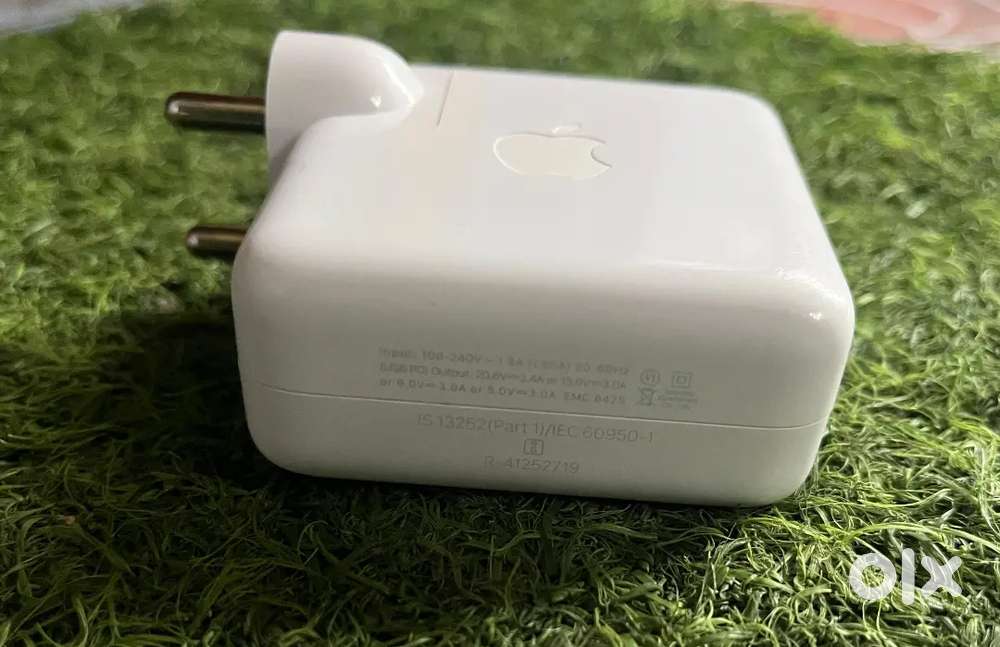 Original Apple 70W USB-C Power Adapter. - Unused