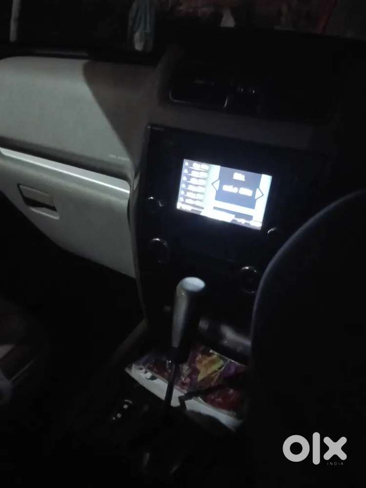 Mahindra Scorpio S10