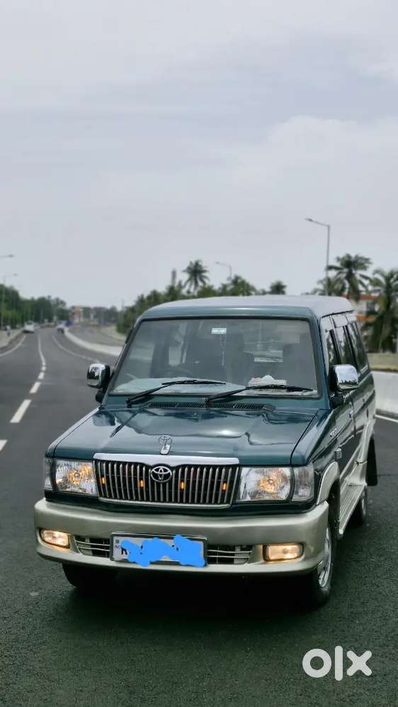 Toyota qualis RS 2003 well maintained