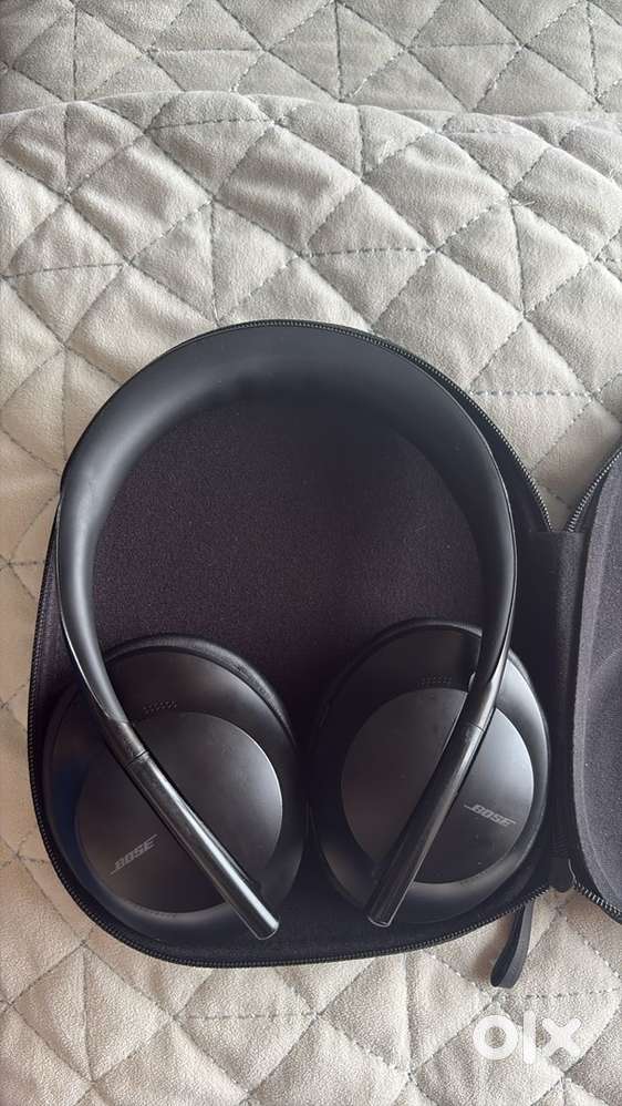 Bose Noise Cancelling 700 Headphones