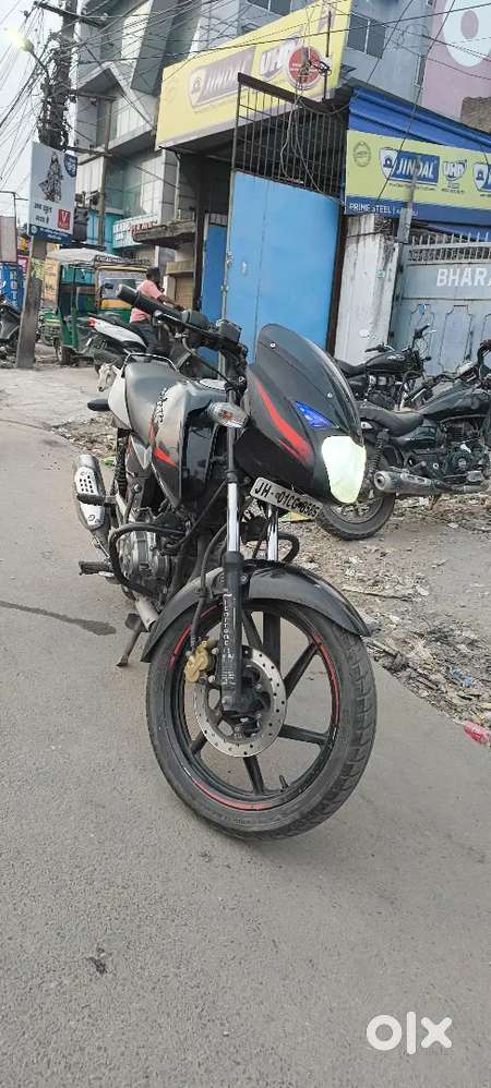 Pulsar 150