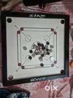 Carrom board